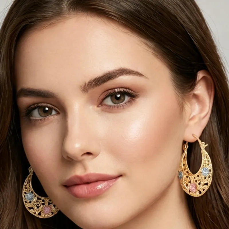 🎁Tijdelijk 47% korting🌙Gouden halvemaanvormige oorbellen, versierd met geëmailleerde bloemen✨