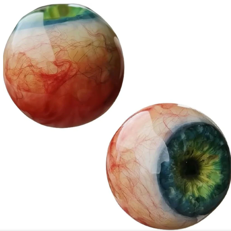⚡Hyperrealistische decoratie in de vorm van een monsteroog 👁️